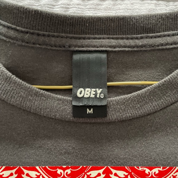 Obey size M - Picture 2 of 3